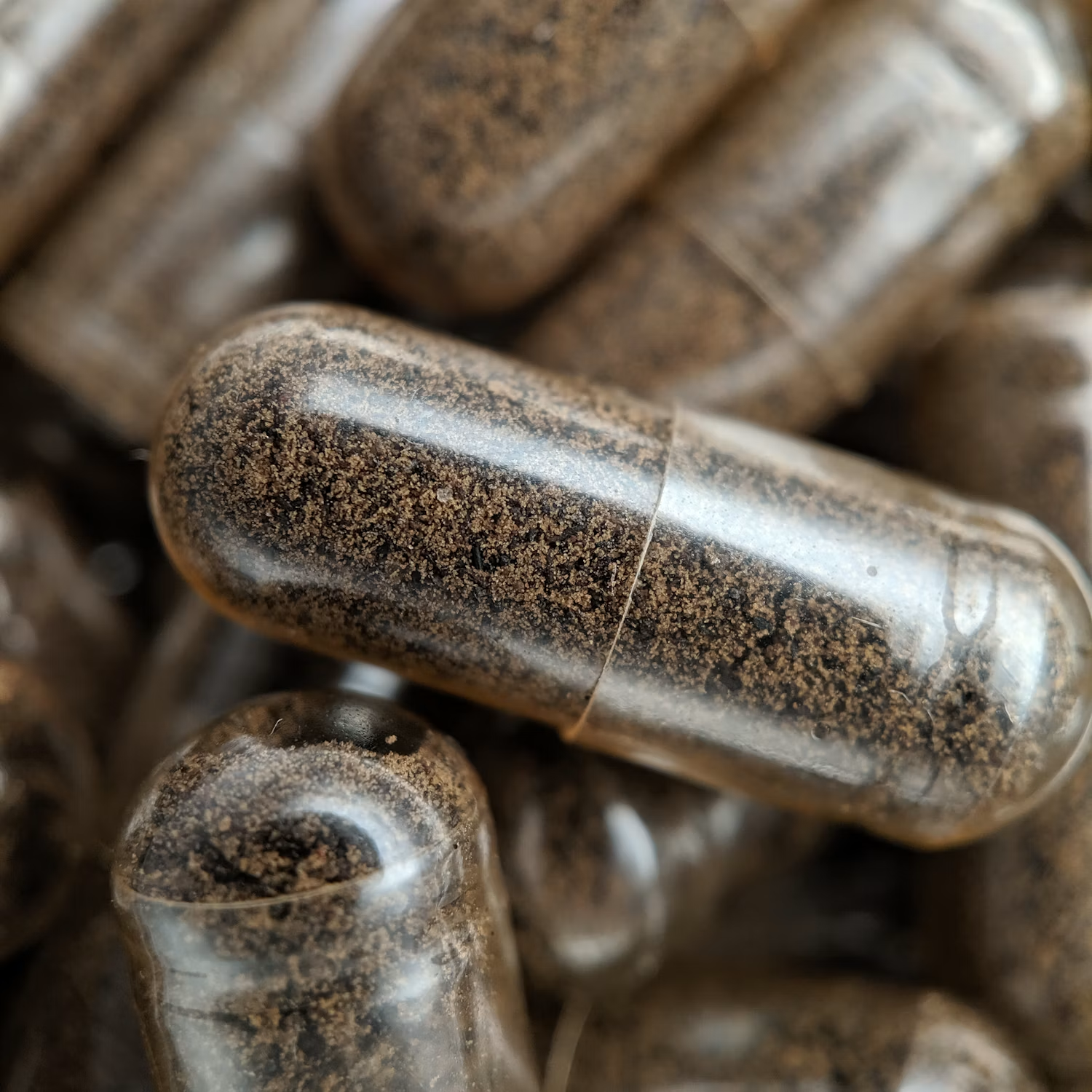 NMN vs NR: Which NAD+ Supplement Is Actually Better? (2026 Guide)